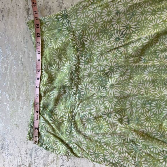 Nomadic Traders Y2K Daisy Floral Midi Skirt - Picture 6 of 9